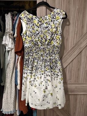Jessica Simpson White Floral dress